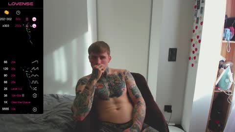 Snapshot of white_king999 chatting on 18, 2, 2025 Max online show from 18, 2, 2025