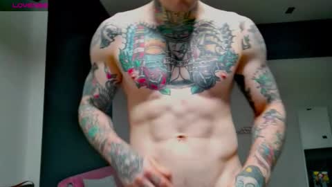 Snapshot of white_king999 chatting on 31, 10, 2025 Max online show from 31, 10, 2025