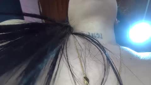 white_sexy_ online show from 22, 1, 2025