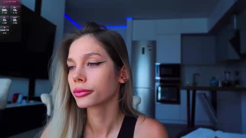 Snapshot of whitebanny chatting on 15, 9, 2025 Kate online show from 15, 9, 2025