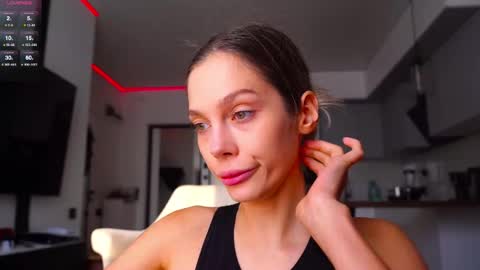 Snapshot of whitebanny chatting on 15, 11, 2025 Kate online show from 15, 11, 2025