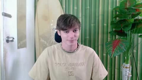 Snapshot of whiteboyinasia chatting on 9, 10, 2025 Christian online show from 9, 10, 2025