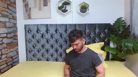 Snapshot of whitedylan9 chatting on 8, 2, 2025 Dylan white online show from 8, 2, 2025