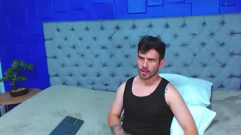 Snapshot of whitedylan9 chatting on 26, 2, 2025 Dylan white online show from 26, 2, 2025