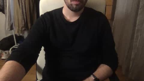 Snapshot of whiteeee_toso chatting on 1, 11, 2025 White guyyy online show from 1, 11, 2025