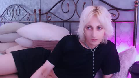 Snapshot of whitenyx chatting on 21, 9, 2025 Nyx online show from 21, 9, 2025