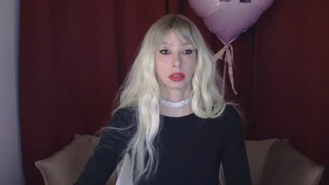 Snapshot of whitequeen888 chatting on 2, 1, 2025 White Queen online show from 2, 1, 2025