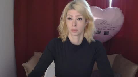 Snapshot of whitequeen888 chatting on 5, 1, 2025 White Queen online show from 5, 1, 2025