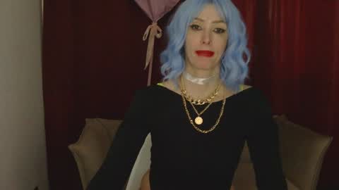 Snapshot of whitequeen888 chatting on 5, 2, 2025 White Queen online show from 5, 2, 2025