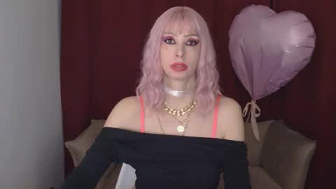 Snapshot of whitequeen888 chatting on 18, 2, 2025 White Queen online show from 18, 2, 2025