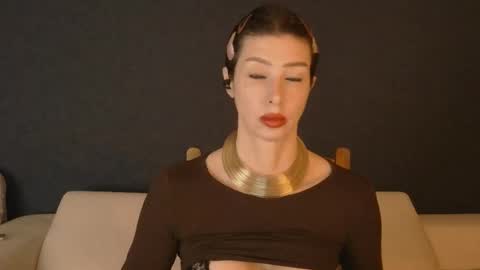 Snapshot of whitequeen888 chatting on 4, 10, 2025 White Queen online show from 4, 10, 2025