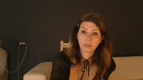 White Queen online show from 17, 5, 2026