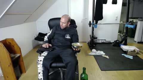 whiterabbit_86 online show from 14, 12, 2024