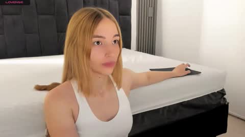 WhiteSun online show from 6, 10, 2025