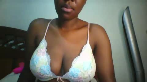 whitney_ly online show from 6, 5, 2026