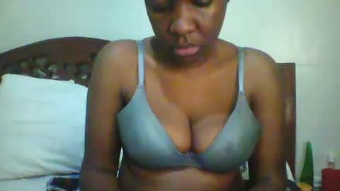 whitney_ly online show from 18, 6, 2026