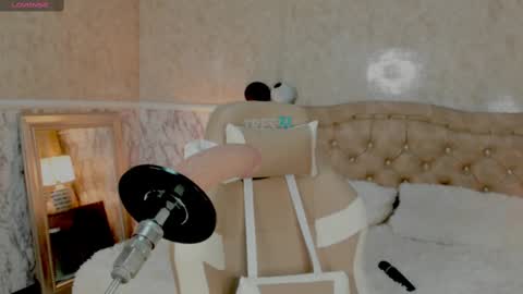 Whitney  online show from 7, 10, 2025