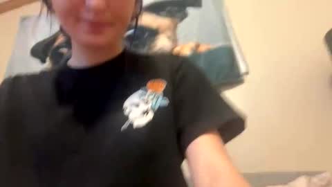 whoami1896 online show from 27, 4, 2026