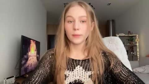 Alisa online show from 12, 9, 2025