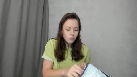 Snapshot of why_again_me chatting on 28, 2, 2026 Veronica online show from 28, 2, 2026