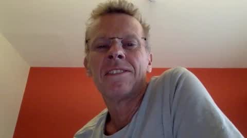 Snapshot of whynotfly1 chatting on 2, 12, 2025 whynotfly1 online show from 2, 12, 2025