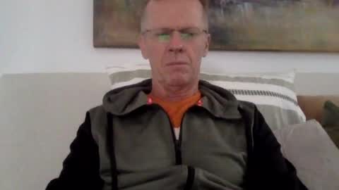Snapshot of whynotfly1 chatting on 1, 8, 2026 whynotfly1 online show from 1, 8, 2026