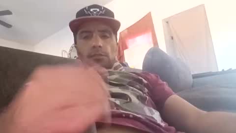 whyyuhcare7022 online show from 20, 11, 2025