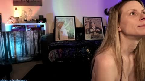 Snapshot of widthofapeach chatting on 25, 1, 2025 Gretchen  Jimmy online show from 25, 1, 2025
