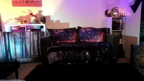 Snapshot of widthofapeach chatting on 8, 3, 2025 Gretchen  Jimmy online show from 8, 3, 2025
