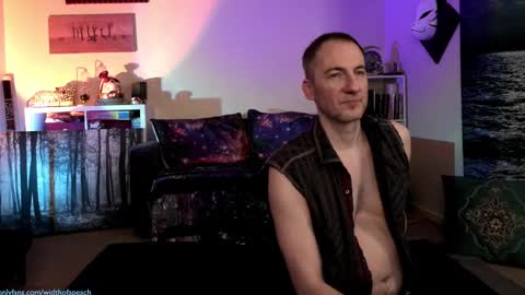 Snapshot of widthofapeach chatting on 8, 3, 2025 Gretchen  Jimmy online show from 8, 3, 2025