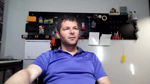 Snapshot of wife_hunt3r chatting on 9, 4, 2026 wife_hunt3r online show from 9, 4, 2026