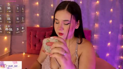Snapshot of wild_lilhy chatting on 5, 1, 2025 Lily online show from 5, 1, 2025