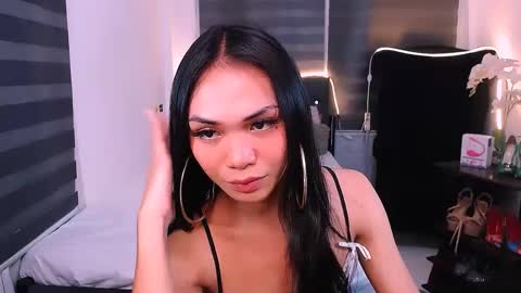 wild lily30 online show from 5, 2, 2025