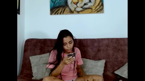 Wild RoomXxX online show from 18, 9, 2025