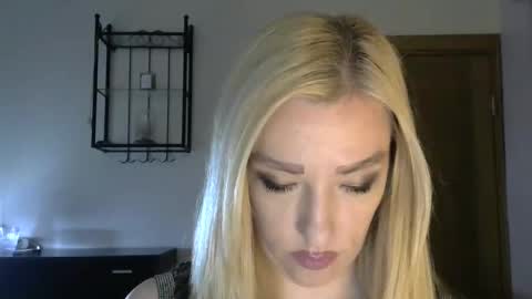 Snapshot of wild_silk_desire chatting on 24, 1, 2025 Alina online show from 24, 1, 2025