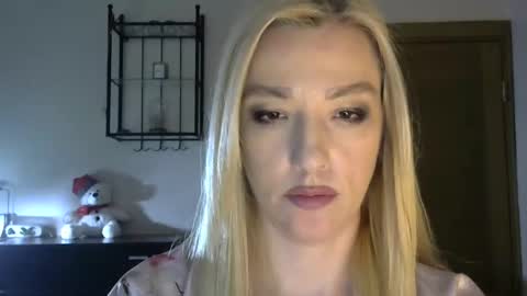 Snapshot of wild_silk_desire chatting on 9, 2, 2025 Alina online show from 9, 2, 2025