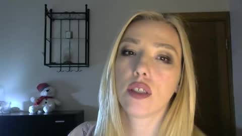 Snapshot of wild_silk_desire chatting on 17, 2, 2025 Alina online show from 17, 2, 2025
