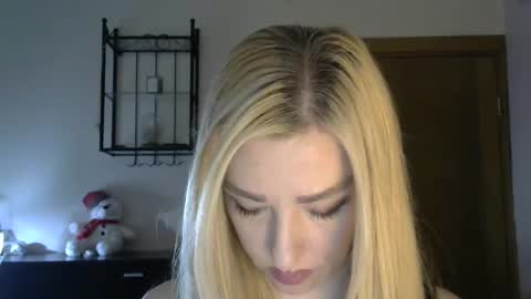 Snapshot of wild_silk_desire chatting on 19, 2, 2025 Alina online show from 19, 2, 2025