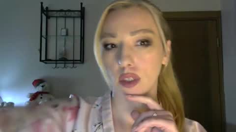 Snapshot of wild_silk_desire chatting on 21, 2, 2025 Alina online show from 21, 2, 2025