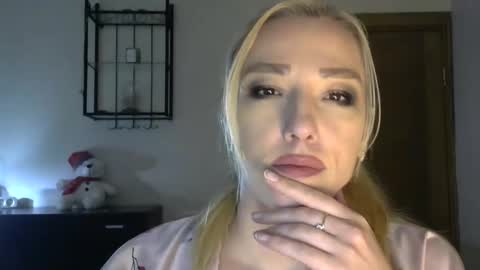 Snapshot of wild_silk_desire chatting on 22, 2, 2025 Alina online show from 22, 2, 2025