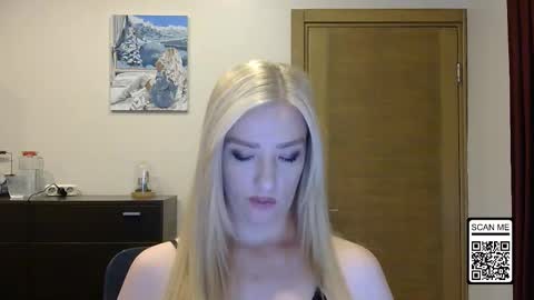 Snapshot of wild_silk_desire chatting on 11, 9, 2025 Alina online show from 11, 9, 2025