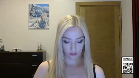 Snapshot of wild_silk_desire chatting on 14, 9, 2025 Alina online show from 14, 9, 2025