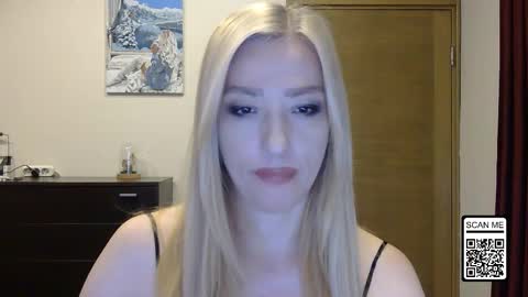 Snapshot of wild_silk_desire chatting on 4, 10, 2025 Alina online show from 4, 10, 2025