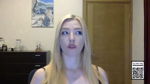 Snapshot of wild_silk_desire chatting on 9, 10, 2025 Alina online show from 9, 10, 2025