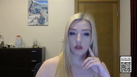 Snapshot of wild_silk_desire chatting on 13, 10, 2025 Alina online show from 13, 10, 2025