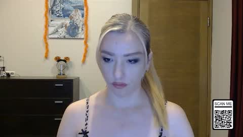 Snapshot of wild_silk_desire chatting on 2, 11, 2025 Alina online show from 2, 11, 2025