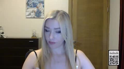 Snapshot of wild_silk_desire chatting on 6, 11, 2025 Alina online show from 6, 11, 2025