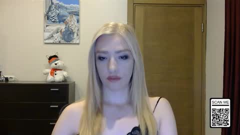 Snapshot of wild_silk_desire chatting on 14, 11, 2025 Alina online show from 14, 11, 2025