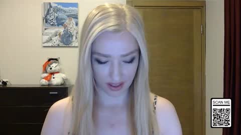 Snapshot of wild_silk_desire chatting on 16, 11, 2025 Alina online show from 16, 11, 2025