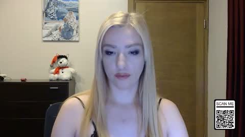 Snapshot of wild_silk_desire chatting on 29, 11, 2025 Alina online show from 29, 11, 2025